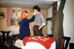 1981-04