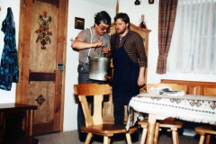 1985-18